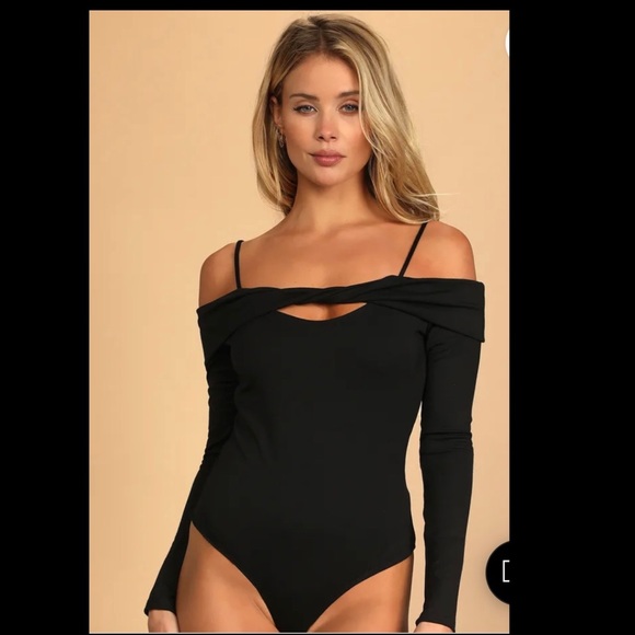 NWT: lulus black twist bodysuit - Picture 3 of 5